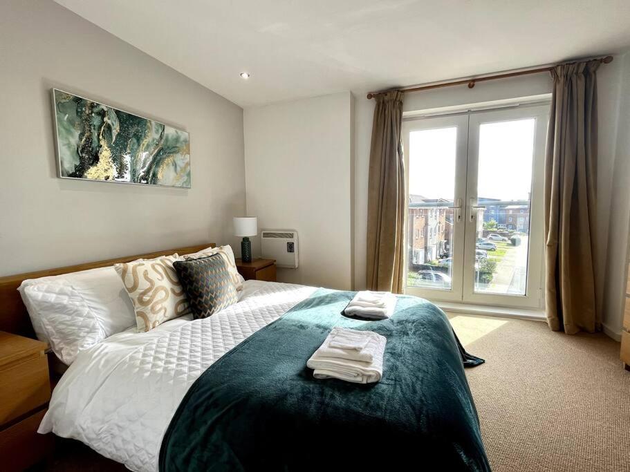 Beachfront Bliss With Spectacular Views Llanelli Esterno foto